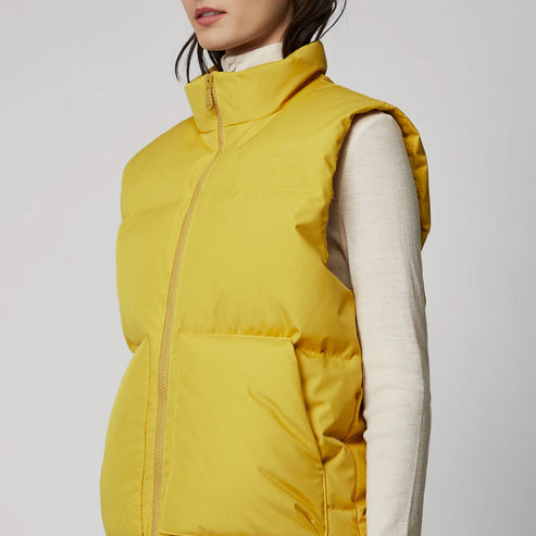 Sleeveless yellow jacket