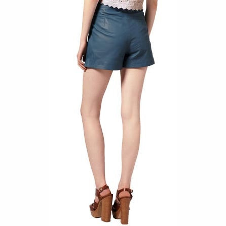Women’s Warm Lined Leather Shorts – Cozy Winter Chic