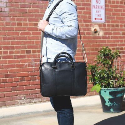 Midnight Noir Leather Messenger Bag – Bold Minimalism in Premium Leather