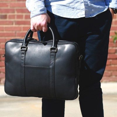 Midnight Noir Leather Messenger Bag – Bold Minimalism in Premium Leather