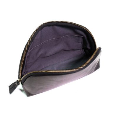 TechSavvy Leather Dopp Kit