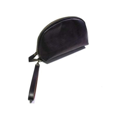TechSavvy Leather Dopp Kit