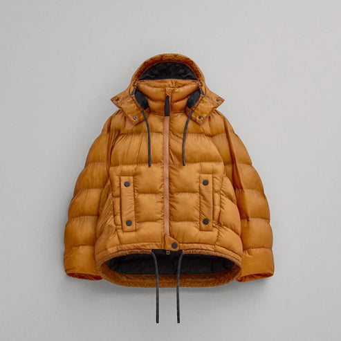 Women’s puffer jacket with hood