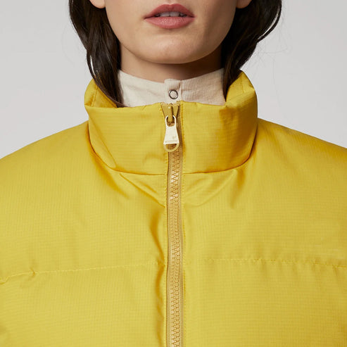 Sleeveless yellow jacket