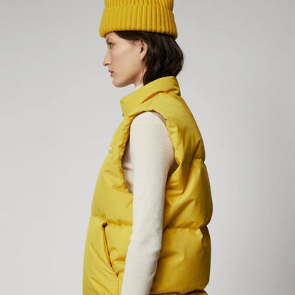Sleeveless yellow jacket