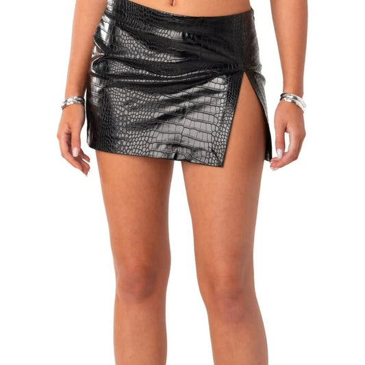 Black Croc-Embossed Mini Leather Skirt – Bold Textured Look