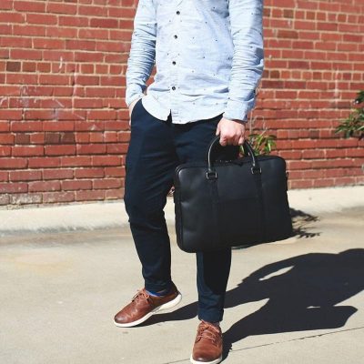 Midnight Noir Leather Messenger Bag – Bold Minimalism in Premium Leather