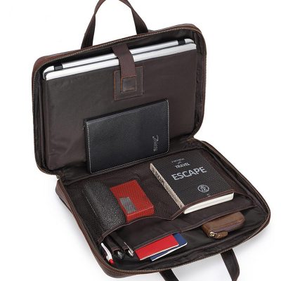 Duncan Slim Laptop Messenger Bag – Minimalist Style, Everyday Function