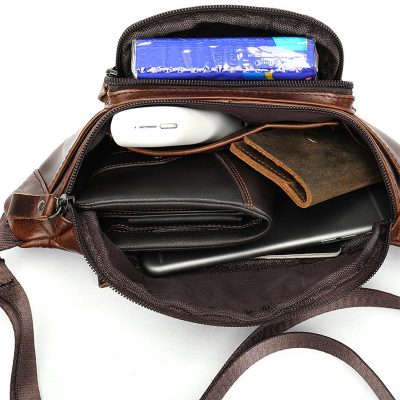 Vintage Voyager Leather Waist Bag – Retro Style for Modern Explorers