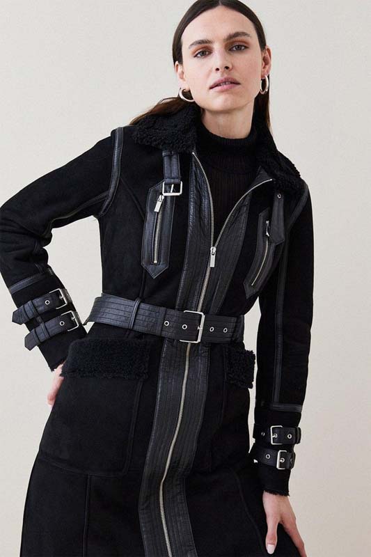 Black lamb leather coat for women with a classic collar