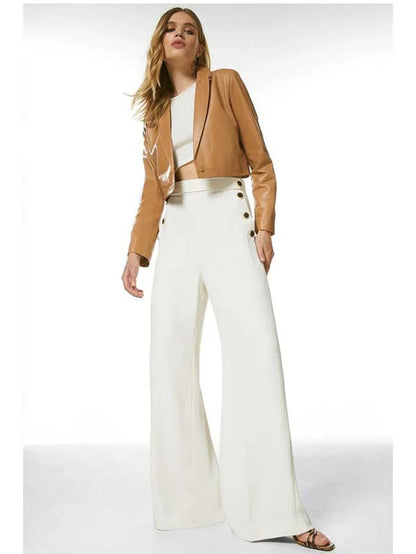Cropped sheepskin leather blazer featuring a classic lapel collar